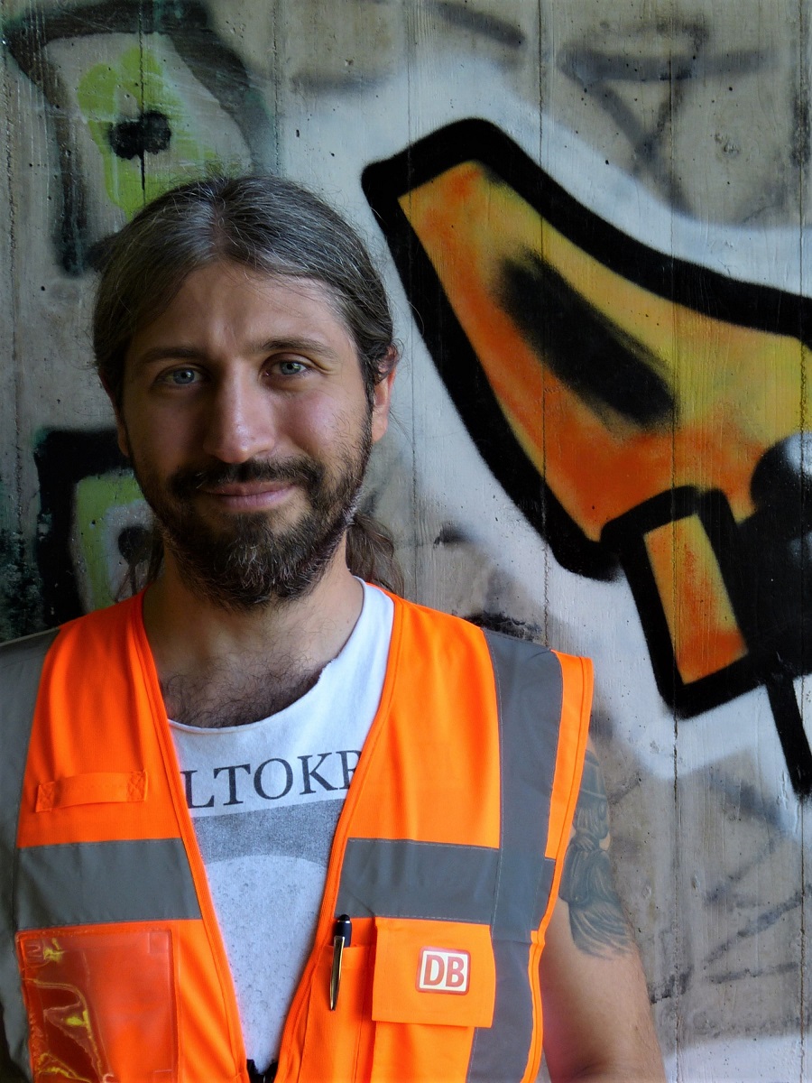 Porträtfoto DB-Mitarbeiter